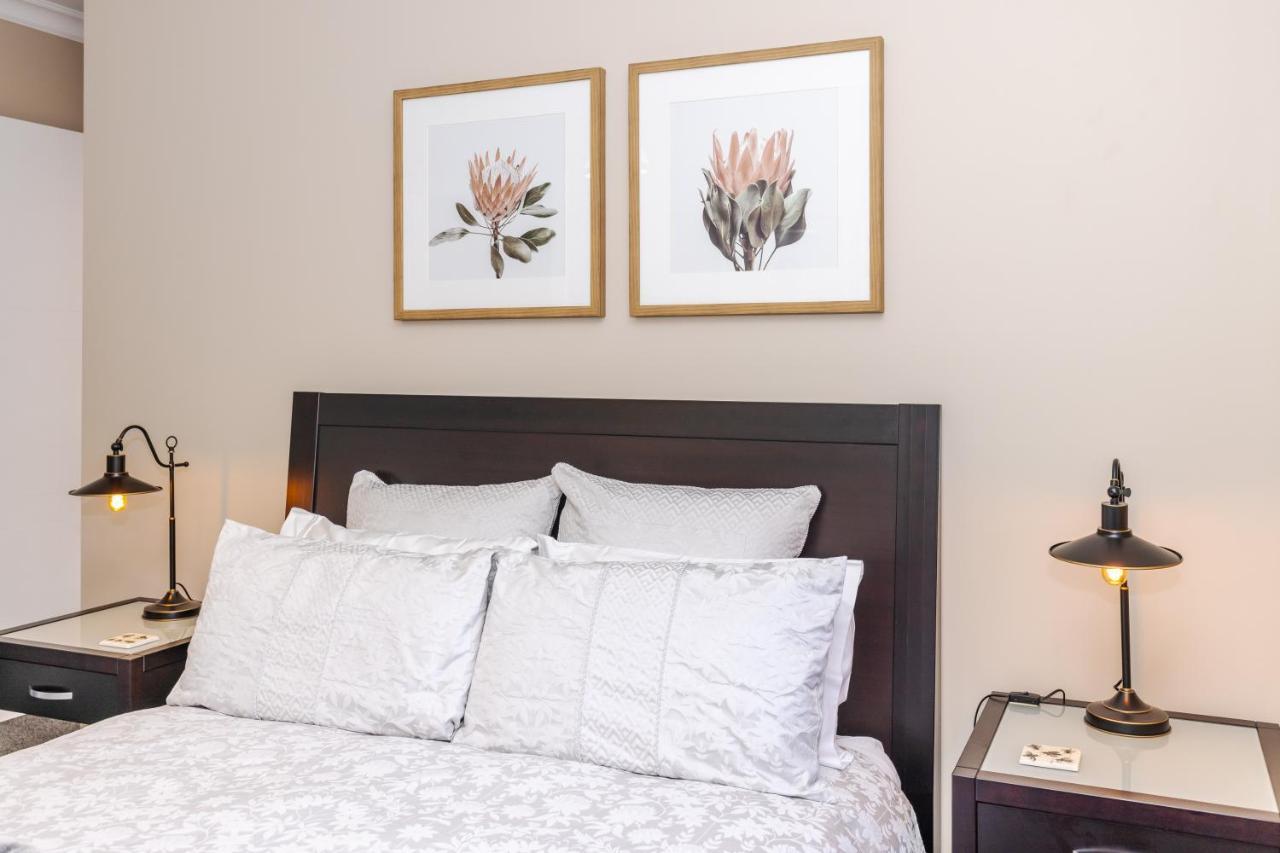 Sweet Magnolia 1 Or 2 Bedroom Suite St Kilda Cambridge With Complimentary Continental Breakfast Exterior foto
